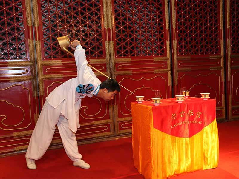 單人長嘴壺茶藝表演